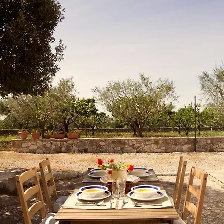 Trulli Cibelis * Noci